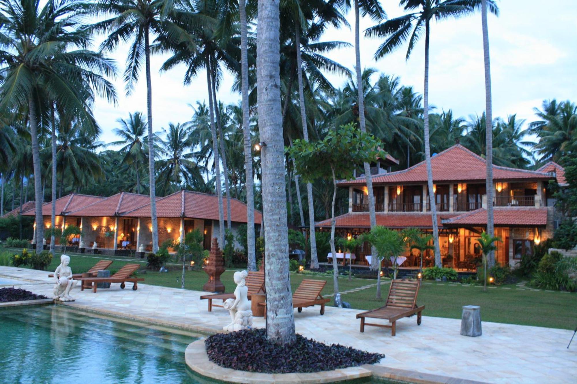 Sea Breeze Candidasa Exterior photo