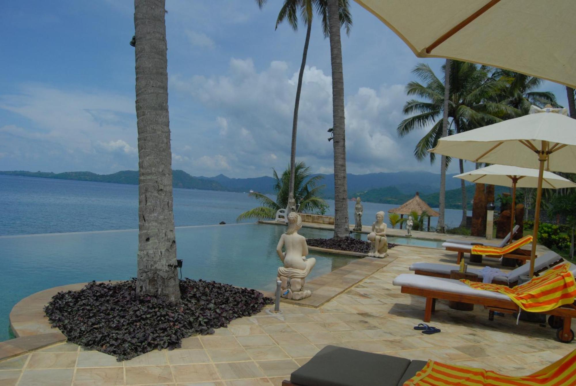 Sea Breeze Candidasa Exterior photo