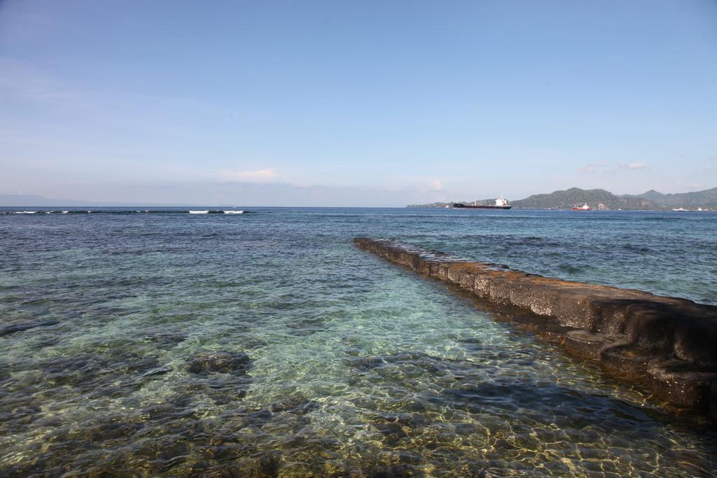 Sea Breeze Candidasa Exterior photo