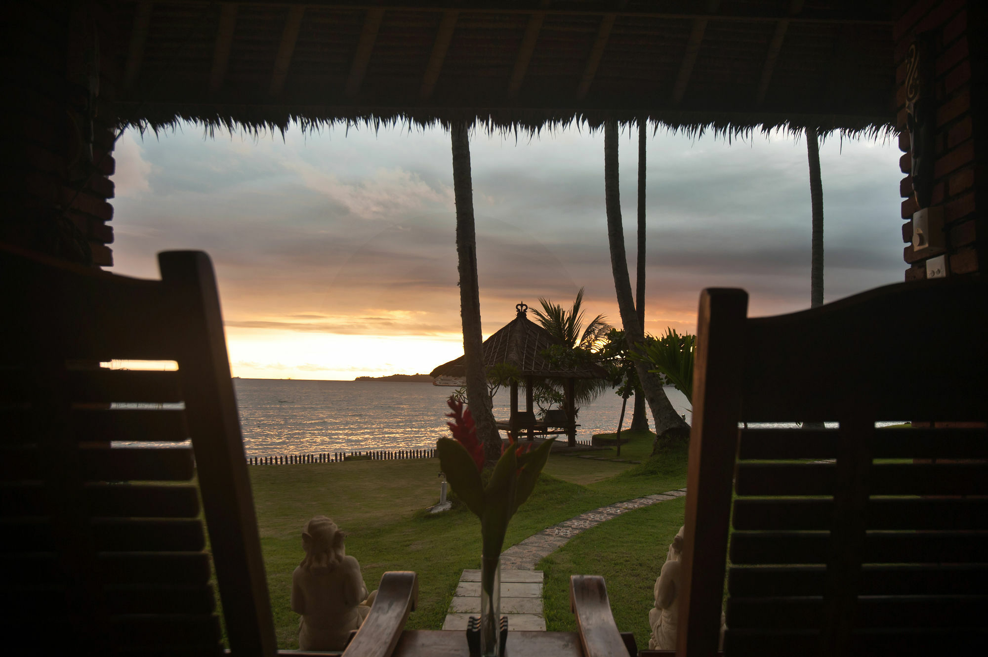 Sea Breeze Candidasa Exterior photo