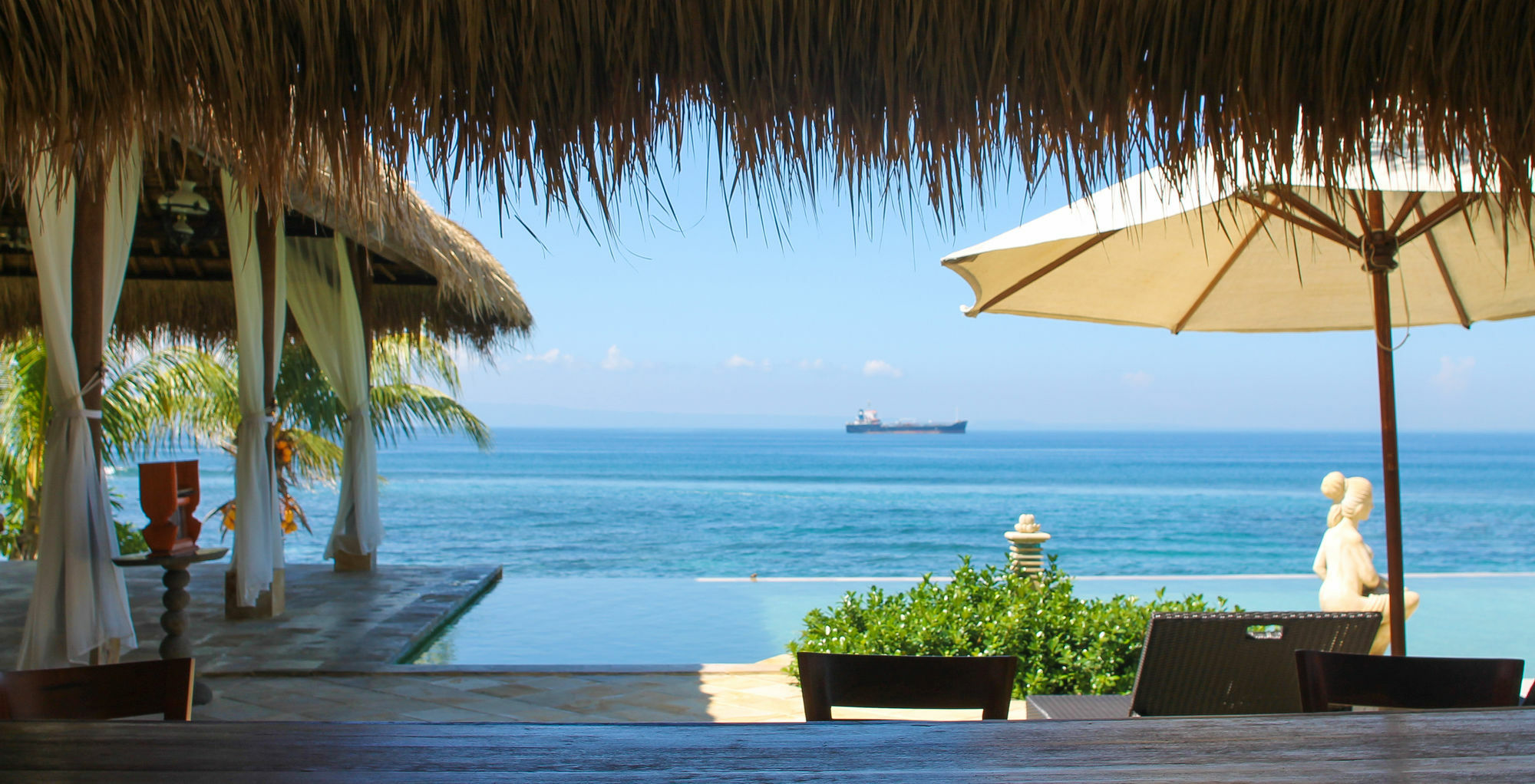 Sea Breeze Candidasa Exterior photo