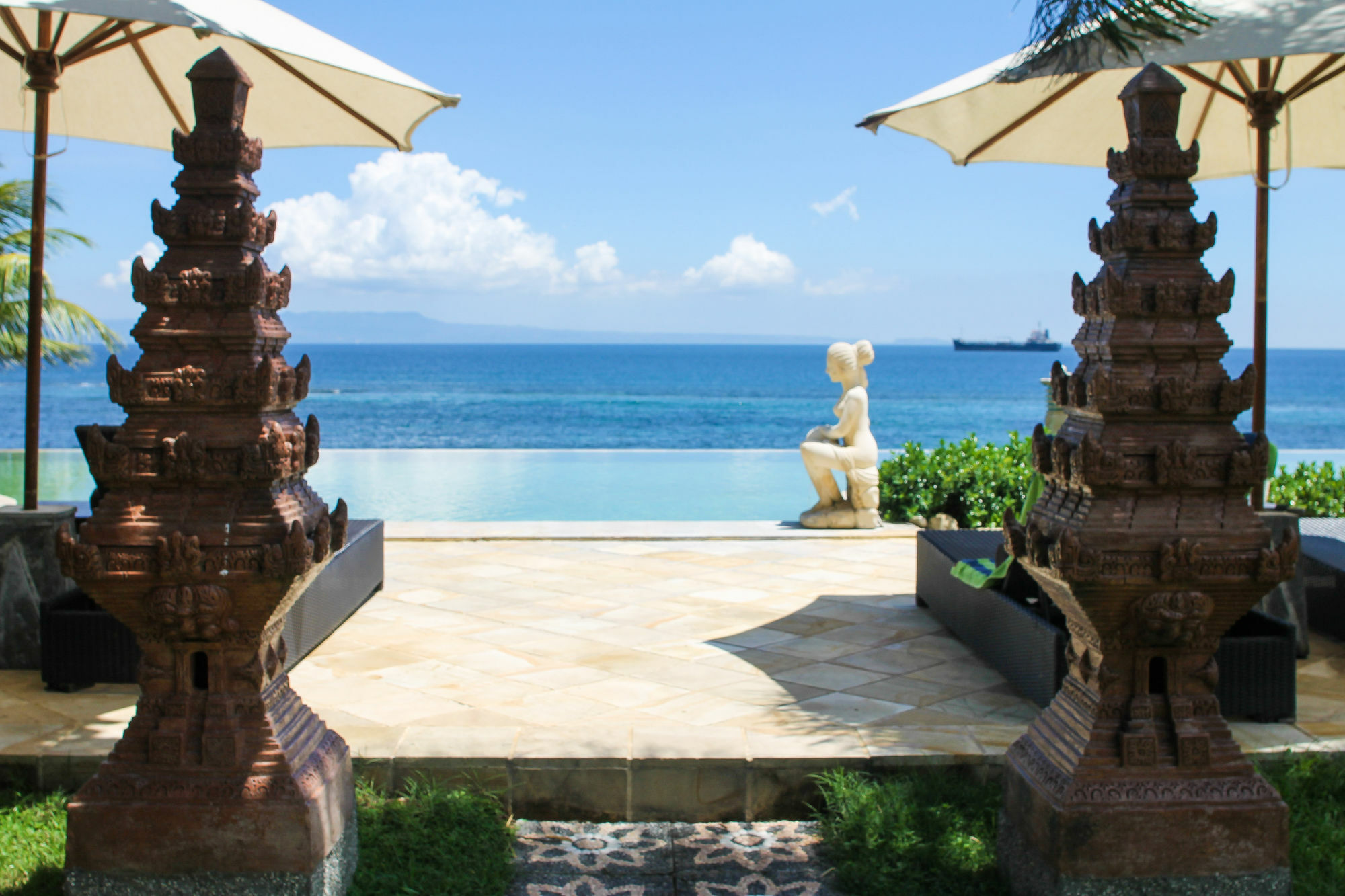Sea Breeze Candidasa Exterior photo
